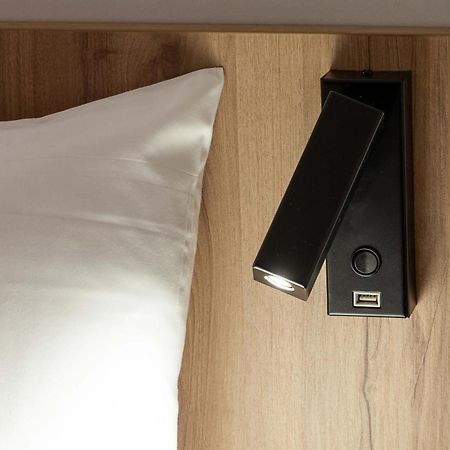 B&B Hotel Marseille Centre Vieux Port Экстерьер фото