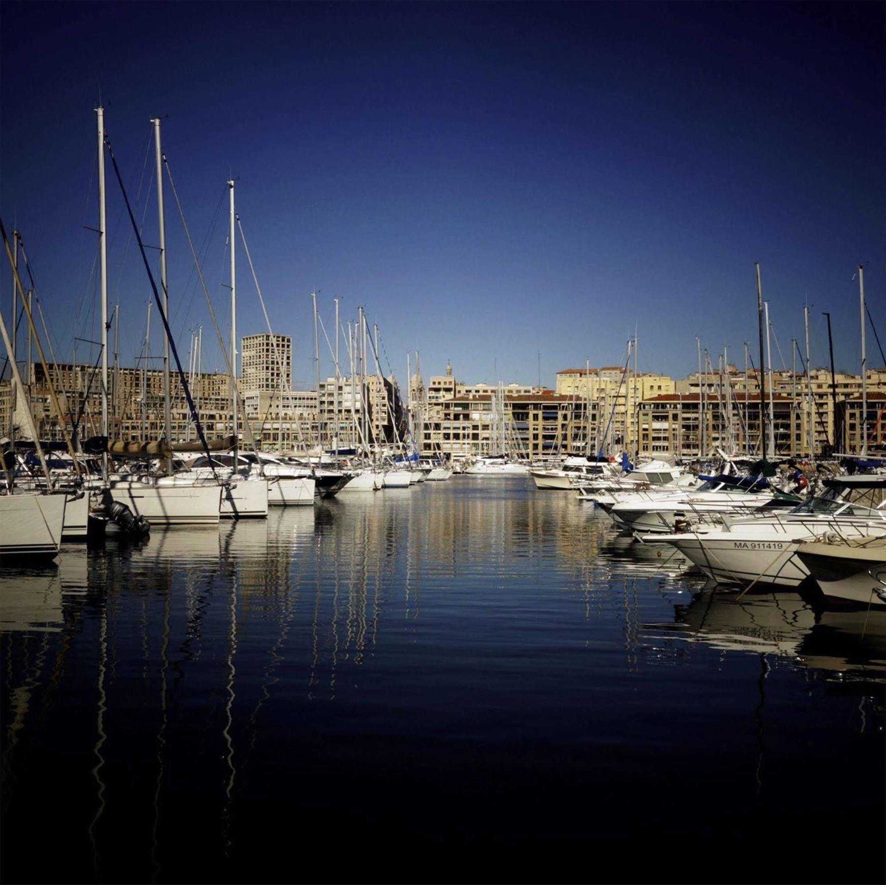 B&B Hotel Marseille Centre Vieux Port Экстерьер фото