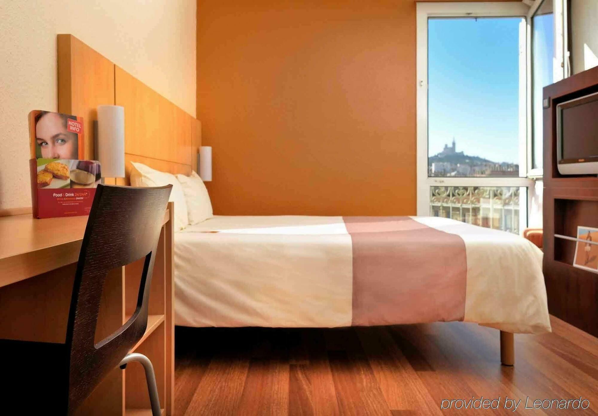 B&B Hotel Marseille Centre Vieux Port Экстерьер фото